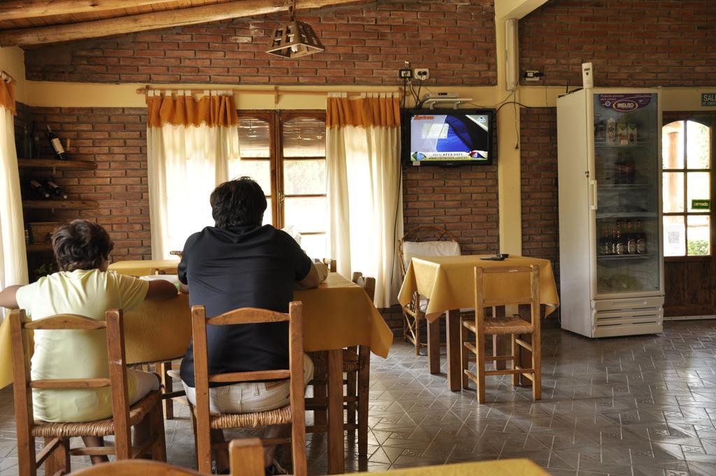 Hostal Posta Del Atuel Хенераль-Альвеар Экстерьер фото