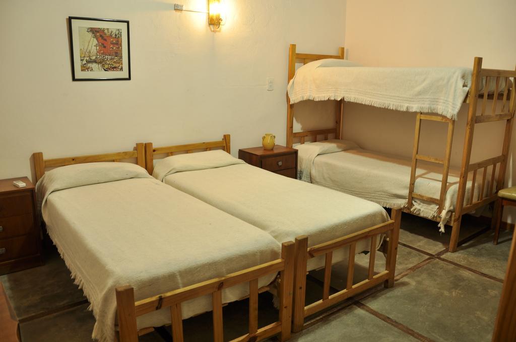 Hostal Posta Del Atuel Хенераль-Альвеар Номер фото