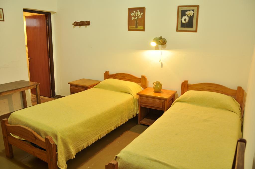 Hostal Posta Del Atuel Хенераль-Альвеар Номер фото