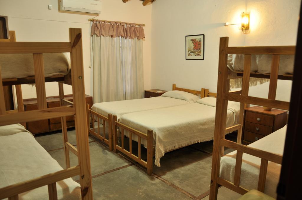 Hostal Posta Del Atuel Хенераль-Альвеар Номер фото